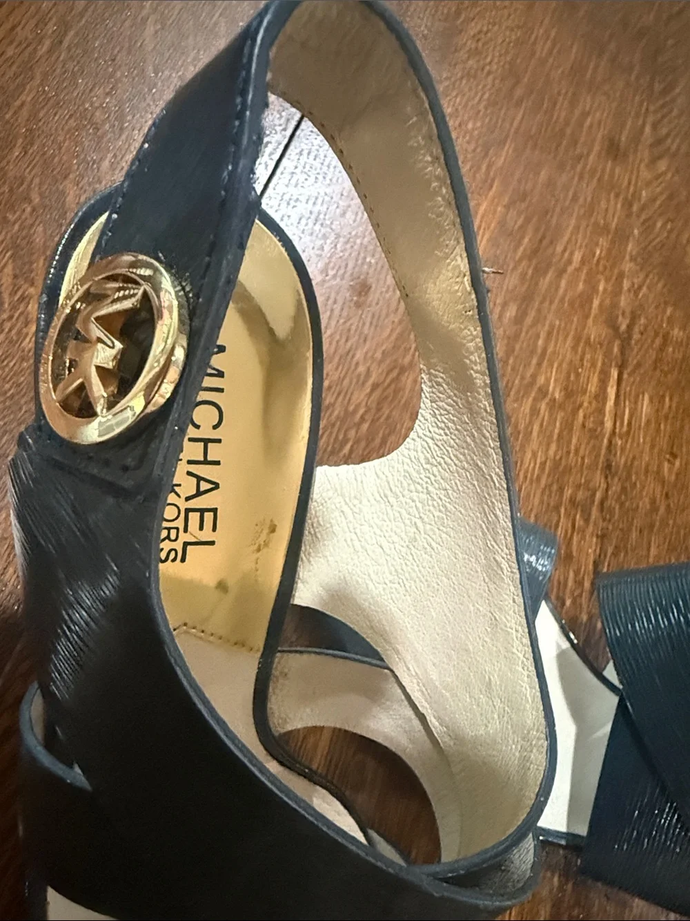 Michael Kors elegant michael